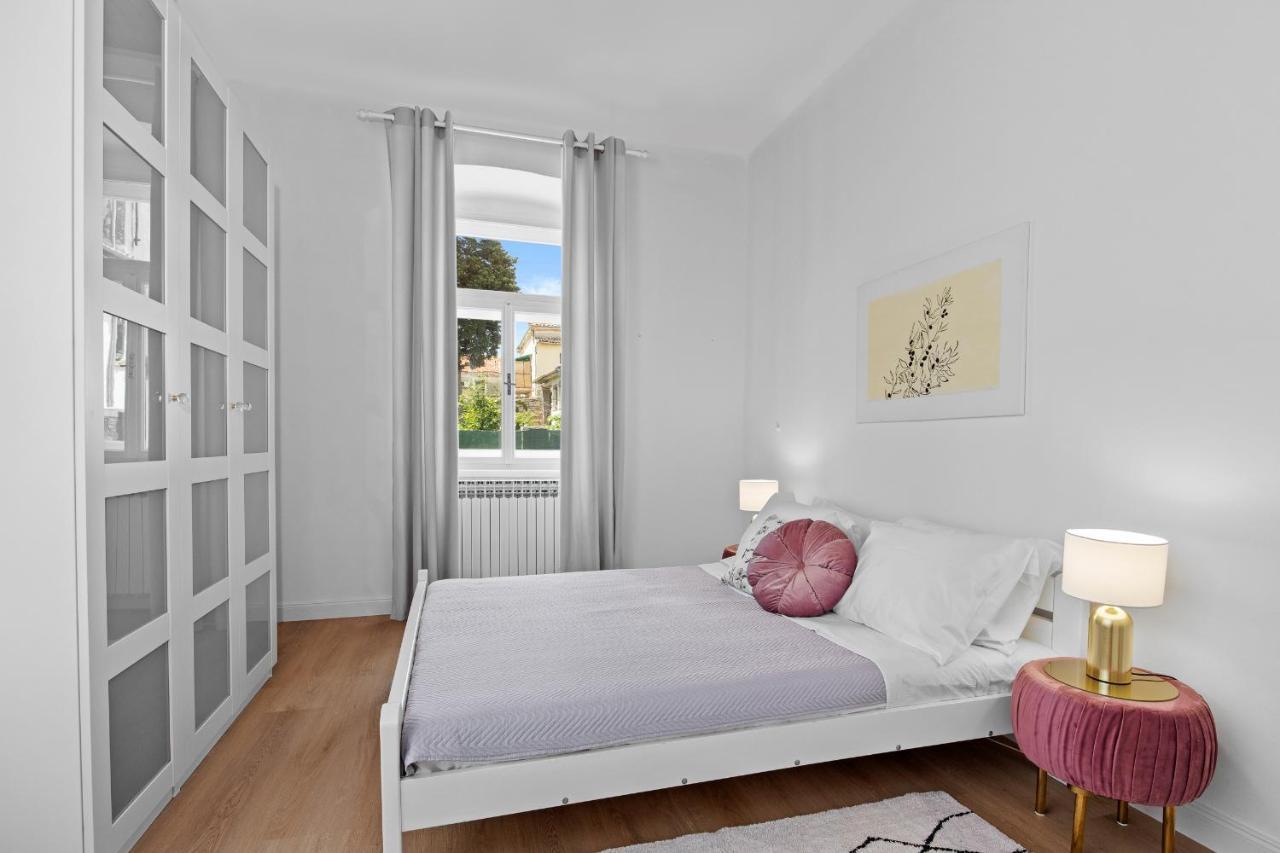 White Imperial Apartment Pula Exterior photo